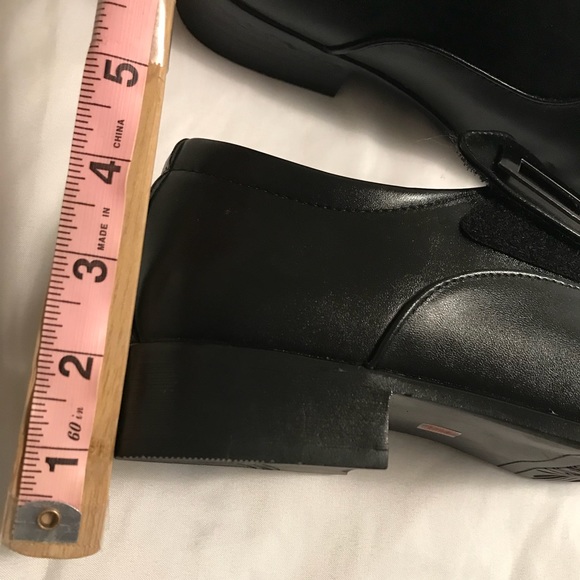 Women’s black shoes size 8.5 - Picture 2 of 5